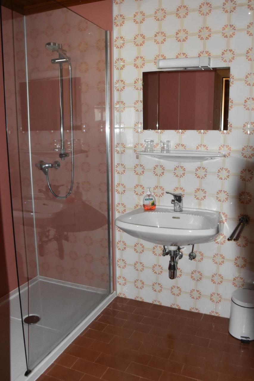 Haus Schwaighofer Apartamento Neukirchen am Großvenediger Exterior foto